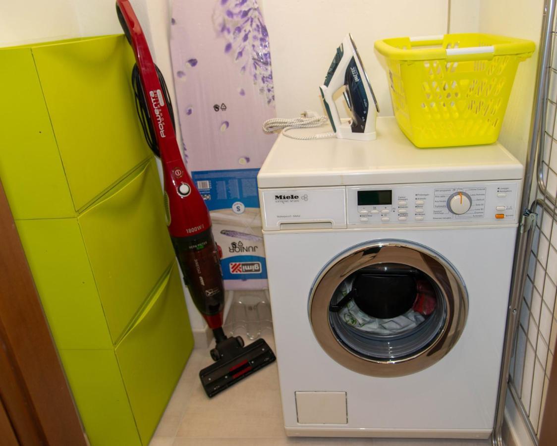 A Casa Di Ivy E Baby Apartment Торино Екстериор снимка