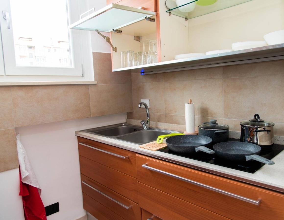 A Casa Di Ivy E Baby Apartment Торино Екстериор снимка
