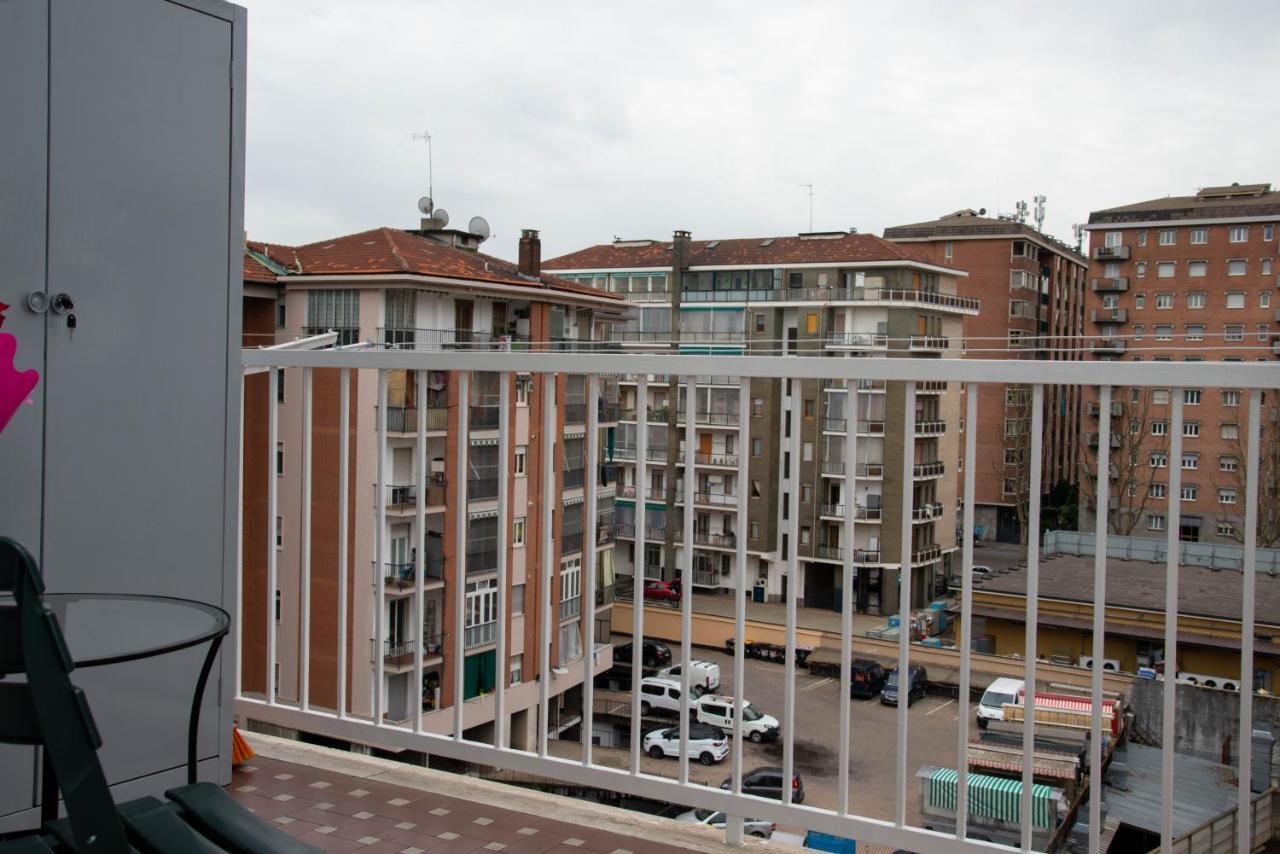A Casa Di Ivy E Baby Apartment Торино Екстериор снимка